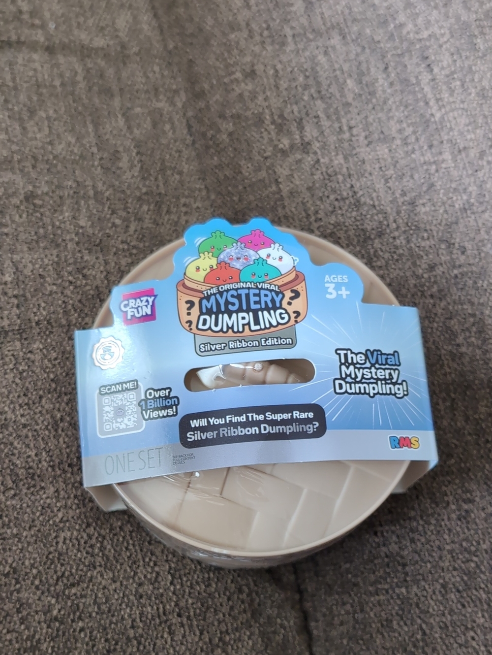 NEW Mystery Dumpling - Silver Ribbon Edition (Beige)